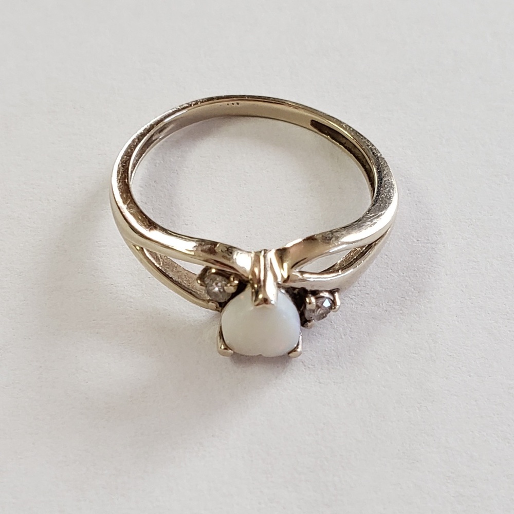Beautiful Opal Diamonds 14 kt White Gold 6 Ring - Picture 13 of 16